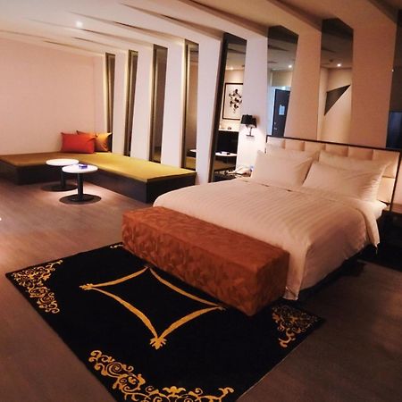 Shui Nong Motel Chiayi Exterior foto